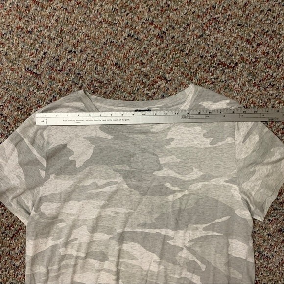 Splendid Women's Gray Camo Relaxed Fit Crew Neck Short Sleeve T-Shirt Size XXL - Picture 8 of 10